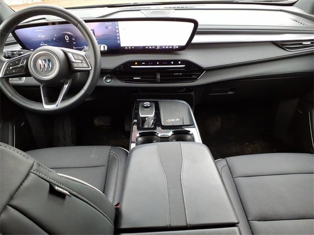 Used 2025 Buick Enclave Preferred image 12