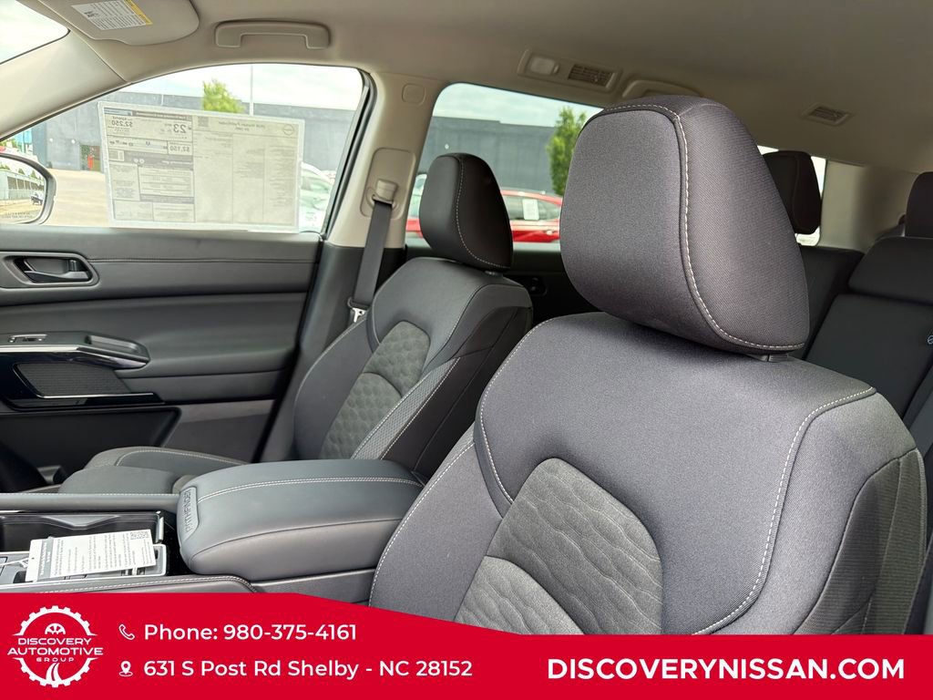 New 2026 Nissan Pathfinder SV FWD image 13