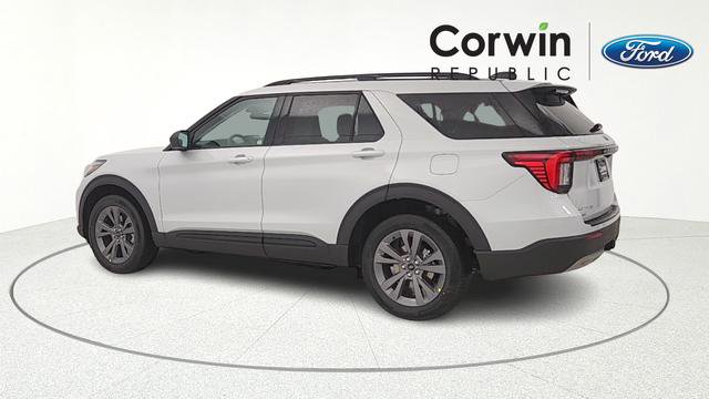 New 2026 Ford Explorer Active w/ Active Comfort Package image 5