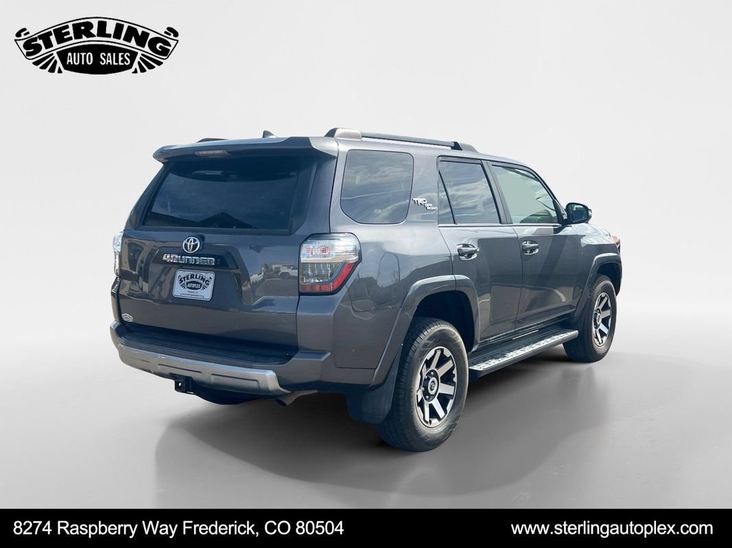 Used 2022 Toyota 4Runner TRD Off-Road Premium AWD/4WD image 5