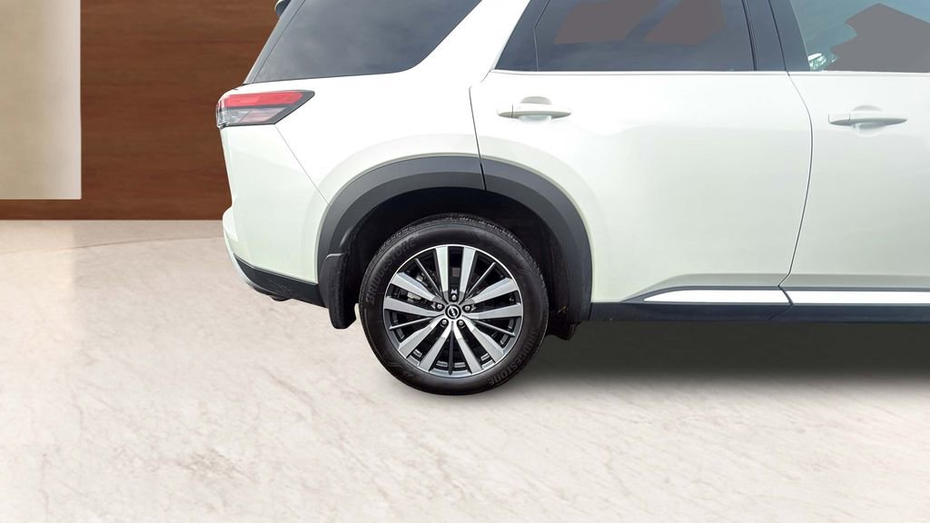 Used 2022 Nissan Pathfinder Platinum w/ Cargo Package image 20