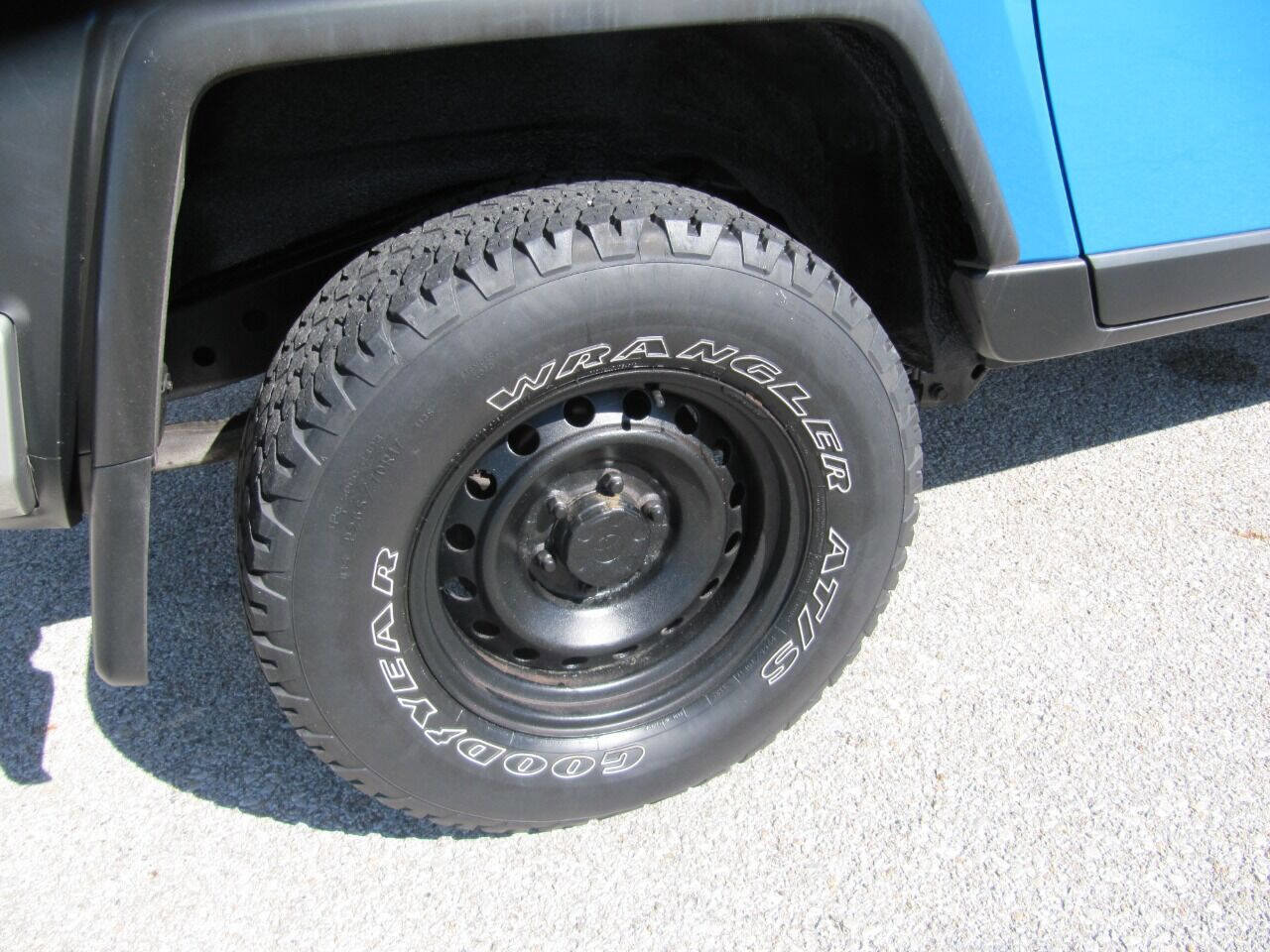 Used 2007 Toyota FJ Cruiser 4WD image 5