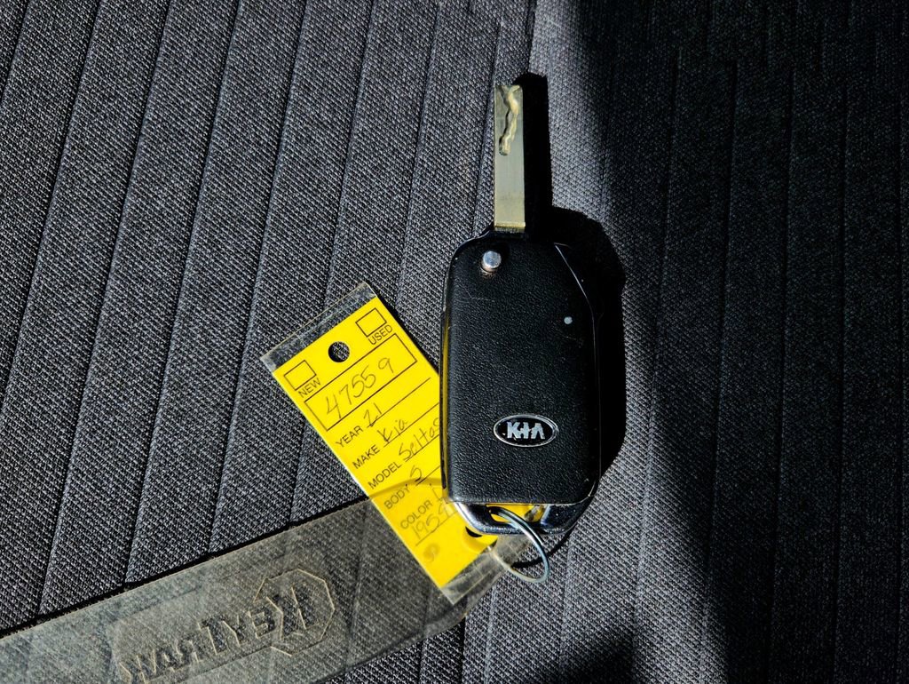 Used 2021 Kia Seltos S image 22