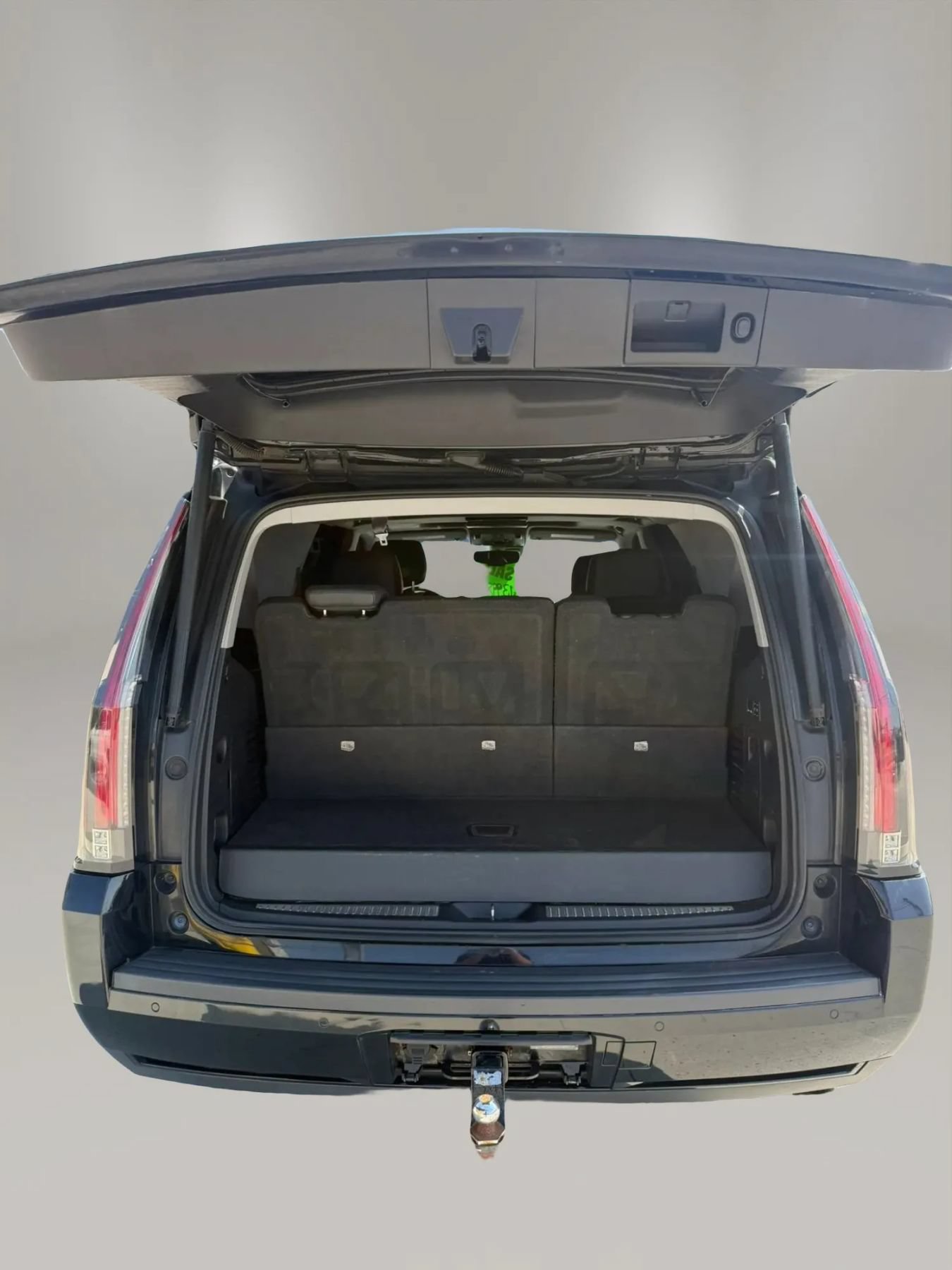 Used 2016 Cadillac Escalade Premium RWD image 7