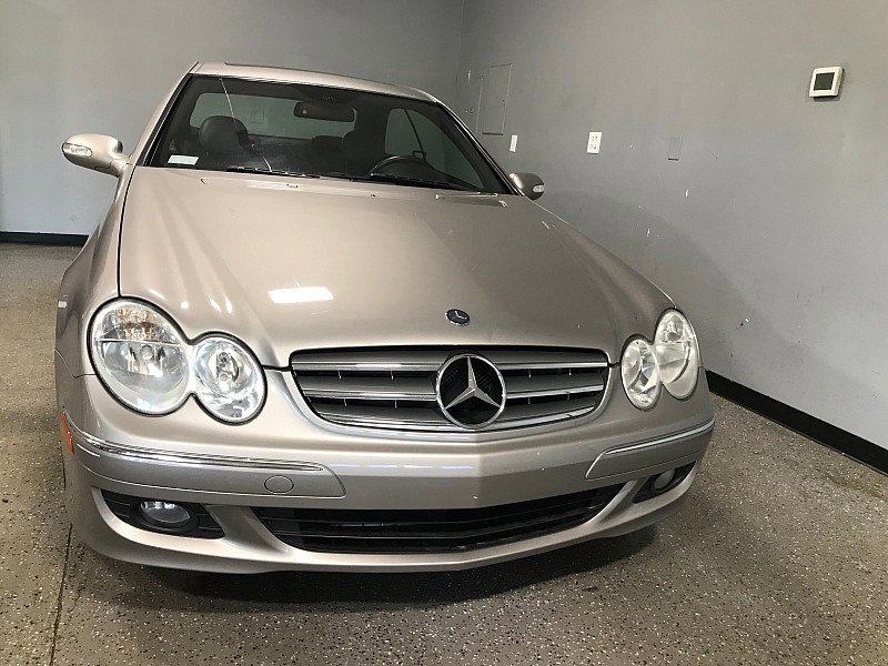 Used 2008 Mercedes-Benz CLK 350 Coupe image 8