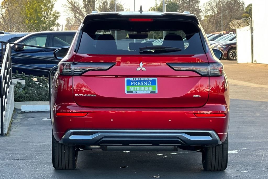 New 2026 Mitsubishi Outlander SEL image 6