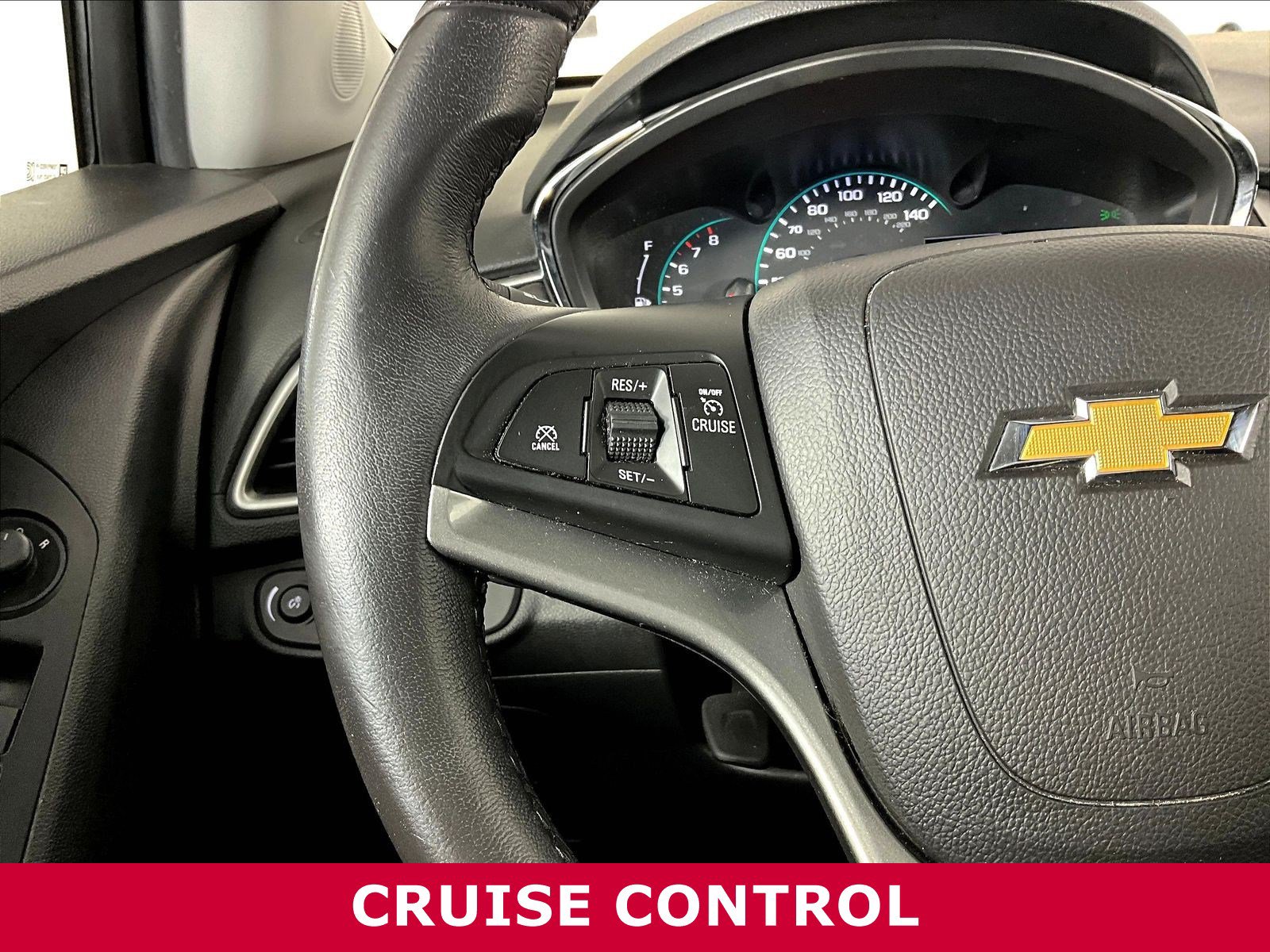 Used 2022 Chevrolet Trax LT w/ LT Convenience Package AWD/4WD image 10