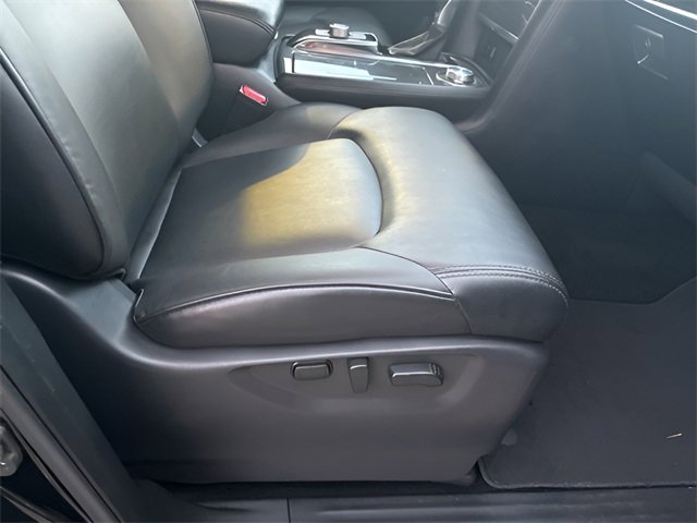 Used 2022 Nissan Armada SV image 12