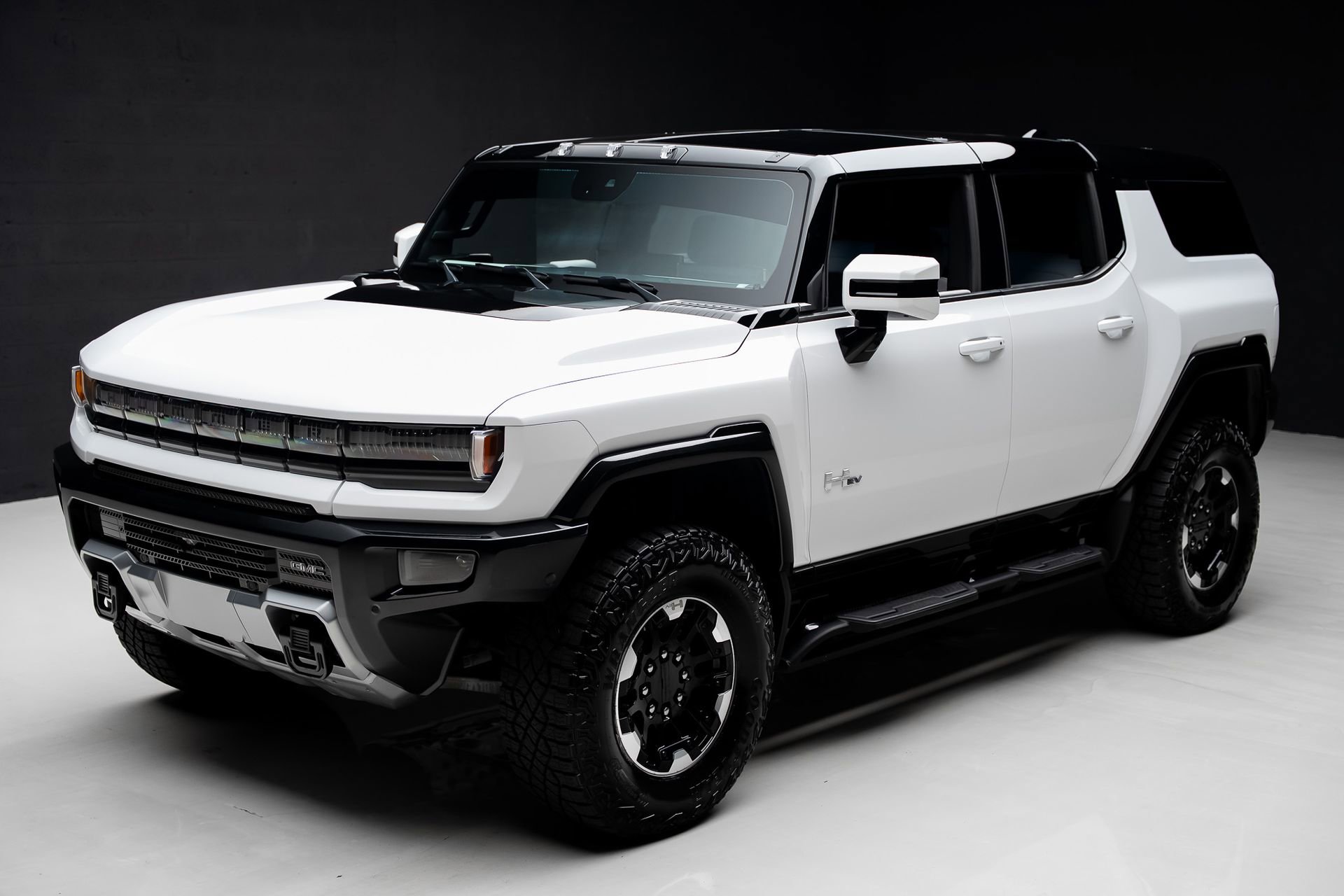 Used 2024 GMC Hummer EV 2X w/ Extreme Off-Road Package image 5