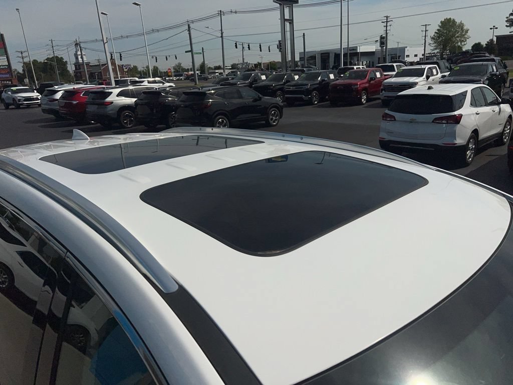 Used 2023 Buick Enclave Essence w/ Experience Buick Package AWD/4WD image 41