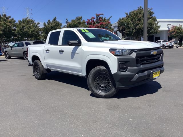 Used 2026 Chevrolet Colorado W/T w/ Advanced Trailering Package RWD image 2