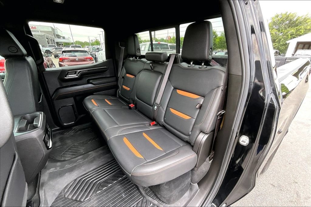 Used 2024 GMC Sierra 1500 AT4 w/ Technology Package AWD/4WD image 25