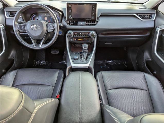 Used 2019 Toyota RAV4 Limited image 18