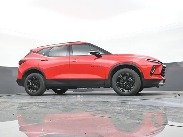 Used 2024 Chevrolet Blazer LT w/ Midnight/Sport Edition FWD image 51