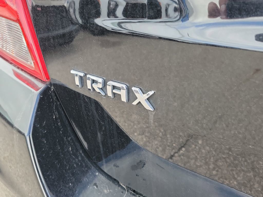 Certified 2020 Chevrolet Trax LT w/ Sun & Sound Package image 36