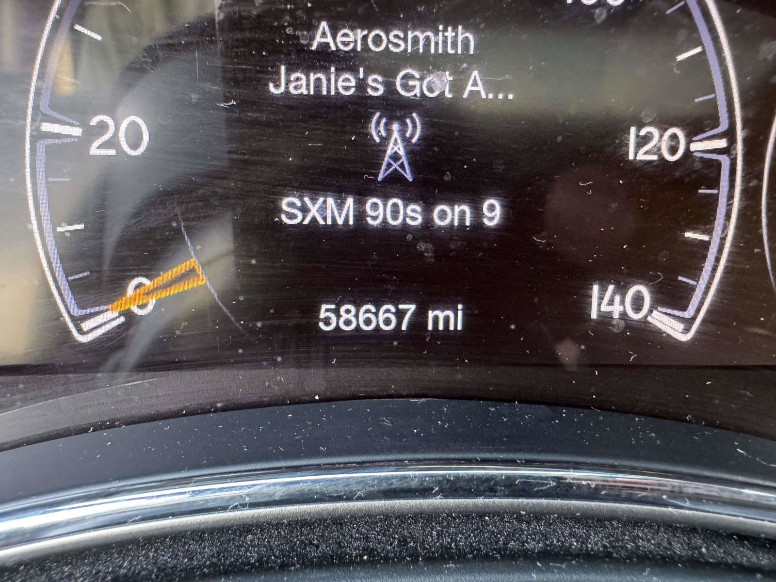 Used 2020 Jeep Grand Cherokee Limited AWD/4WD image 25