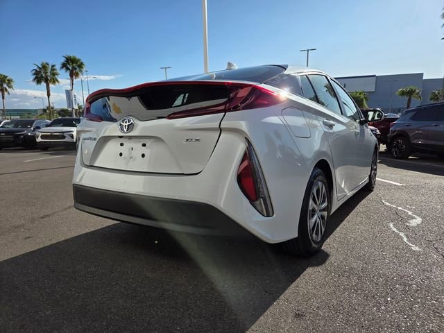 Used 2021 Toyota Prius Prime XLE image 6