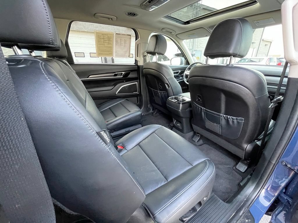 Certified 2023 Kia Telluride S w/ S Sunroof Package AWD/4WD image 22