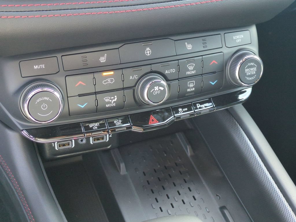 New 2027 Dodge Durango GT w/ Blacktop Package AWD/4WD image 24