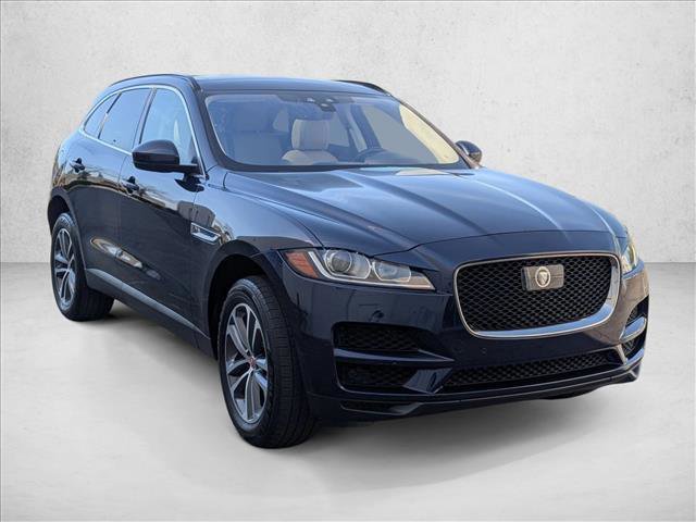 Used 2019 Jaguar F-PACE Premium image 3