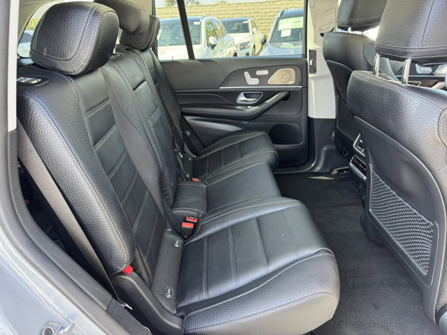 New 2026 Mercedes-Benz GLS 450 4MATIC image 5