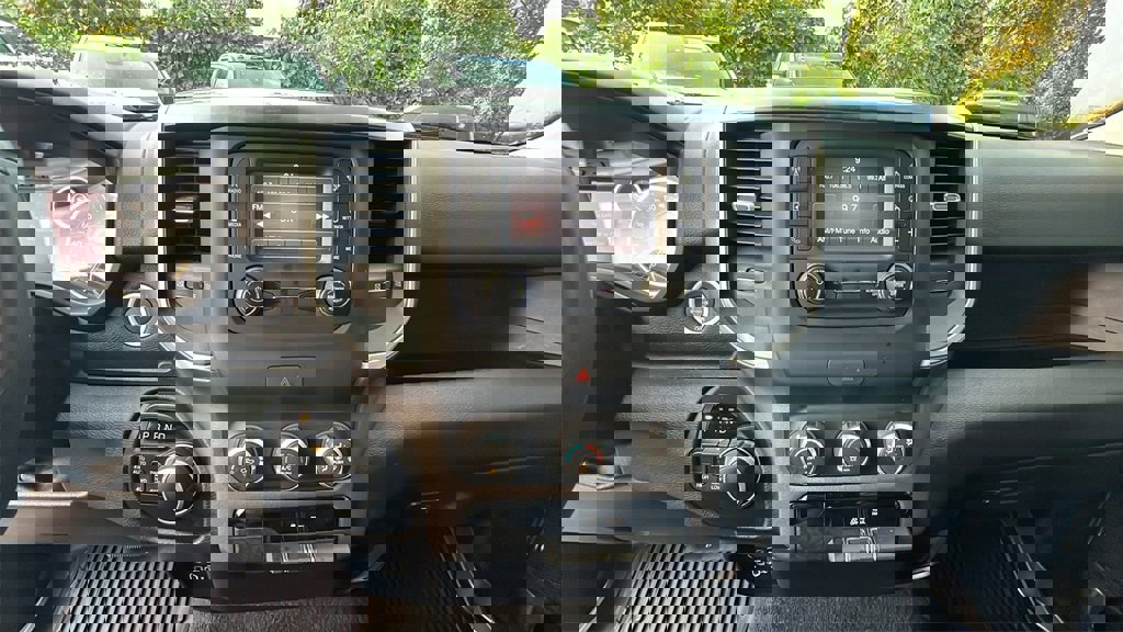 Used 2020 RAM 1500 Big Horn image 29