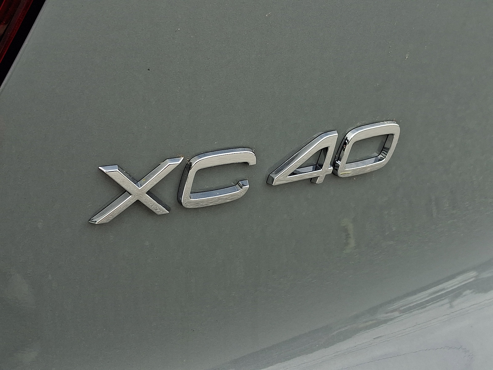 New 2026 Volvo XC40 B5 Plus w/ Protection Package Premier AWD/4WD image 14