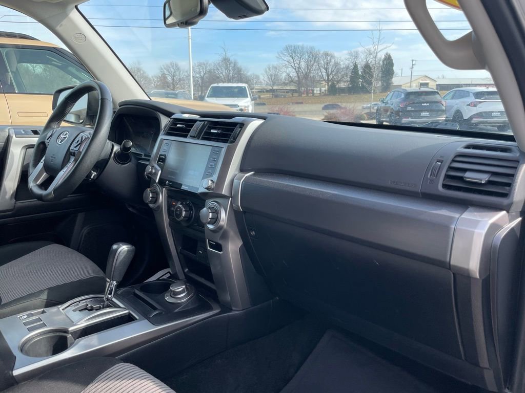 Used 2024 Toyota 4Runner SR5 image 29