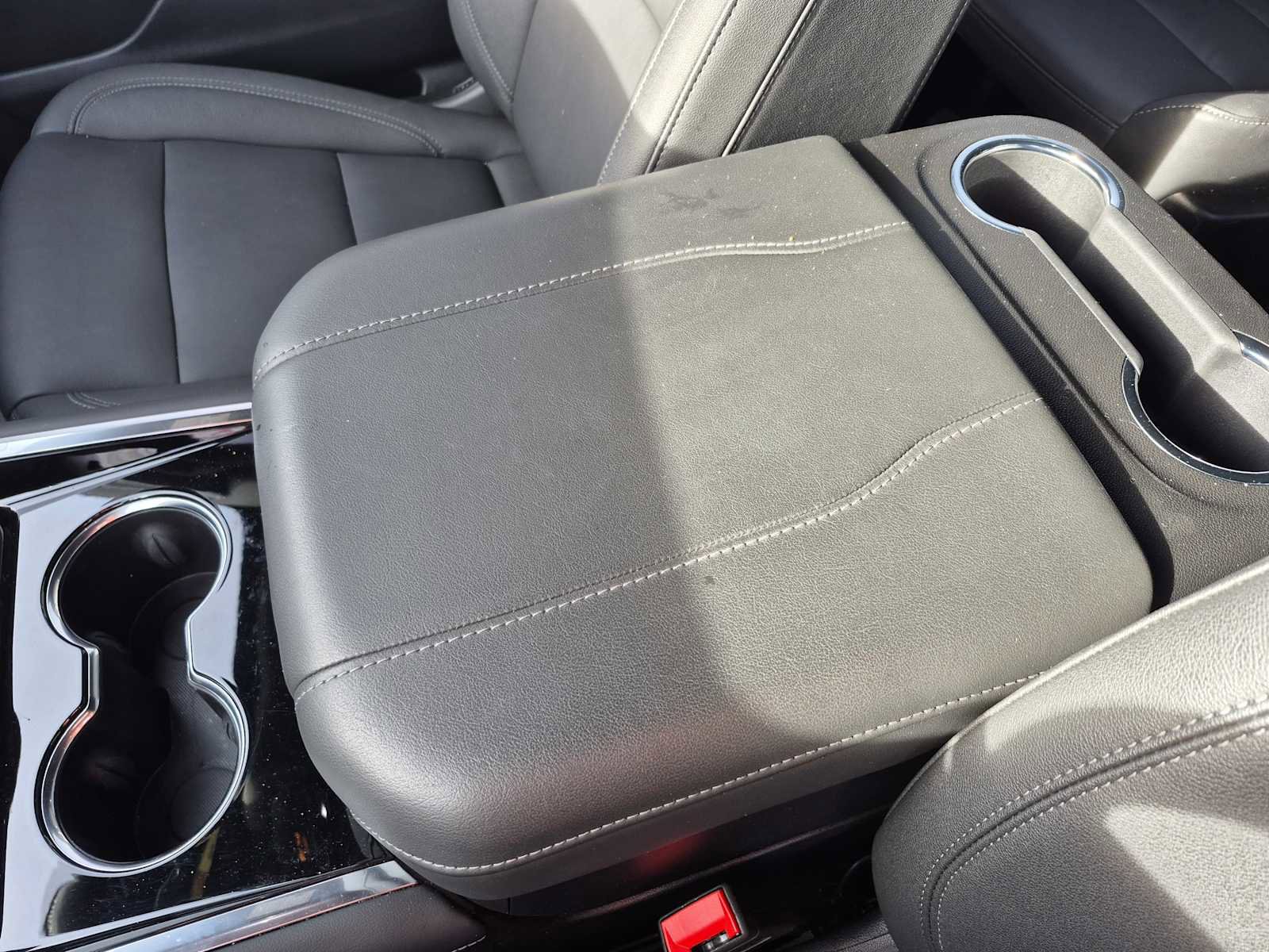 Used 2025 Chevrolet Tahoe Z71 w/ Z71 Off-Road Package image 25