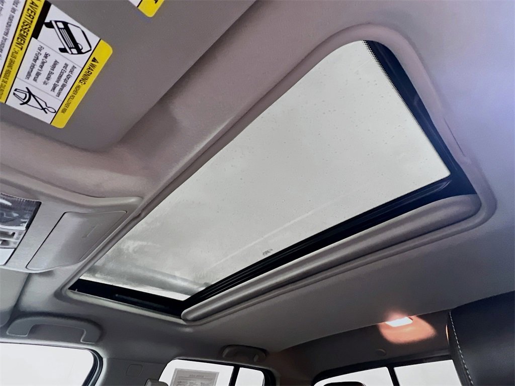 Used 2020 Nissan Frontier PRO-4X image 21