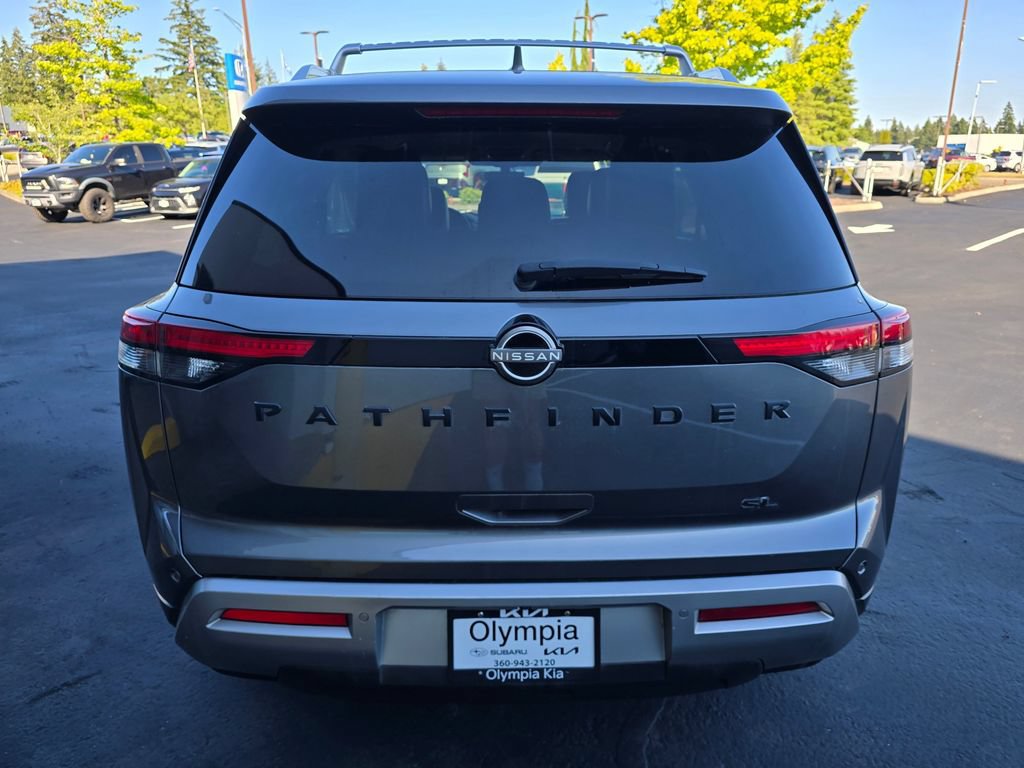 Used 2023 Nissan Pathfinder SL w/ Lighting Package (N92) FWD image 5