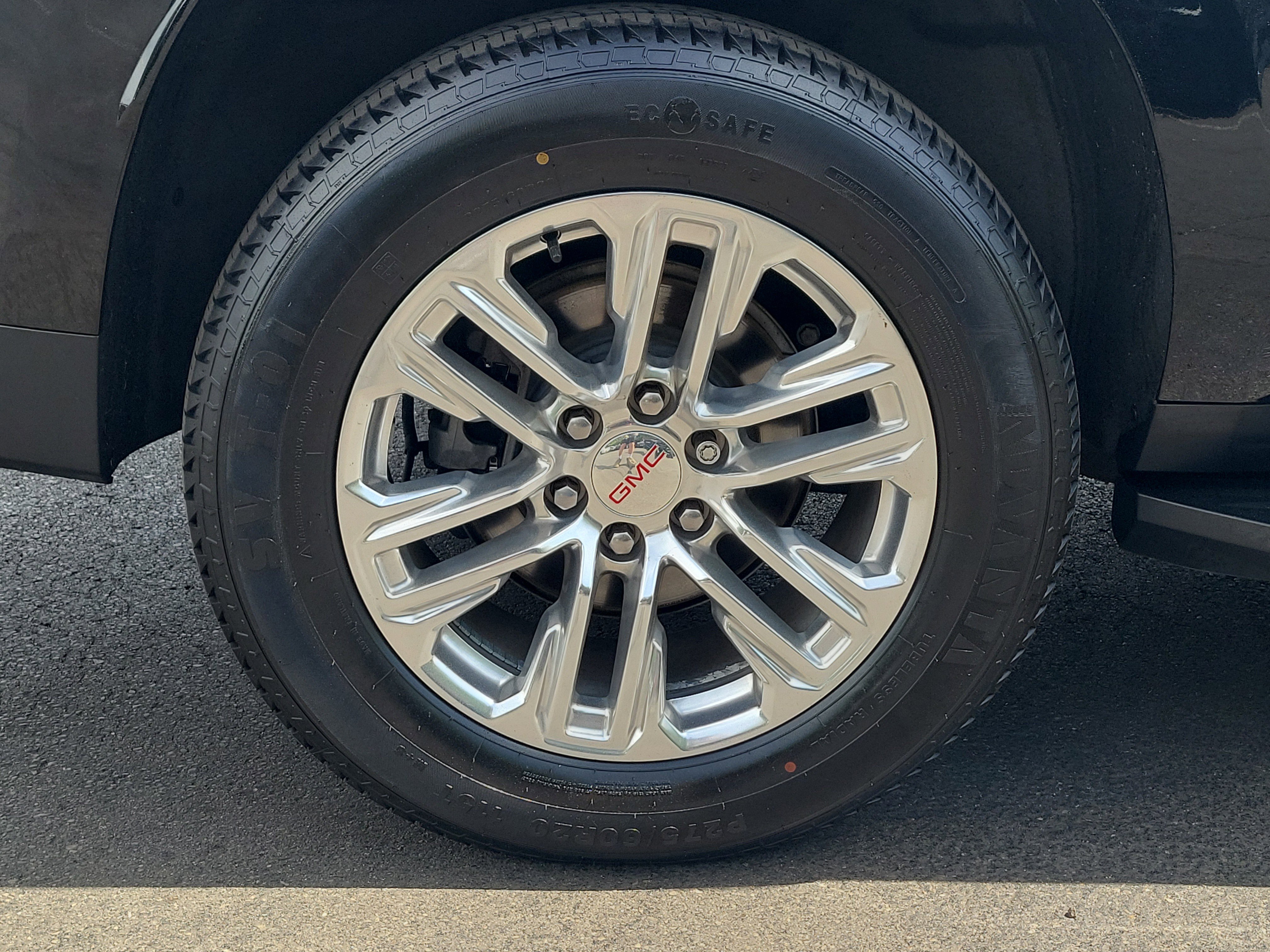 Used 2021 GMC Yukon XL SLT w/ SLT Premium Package image 5