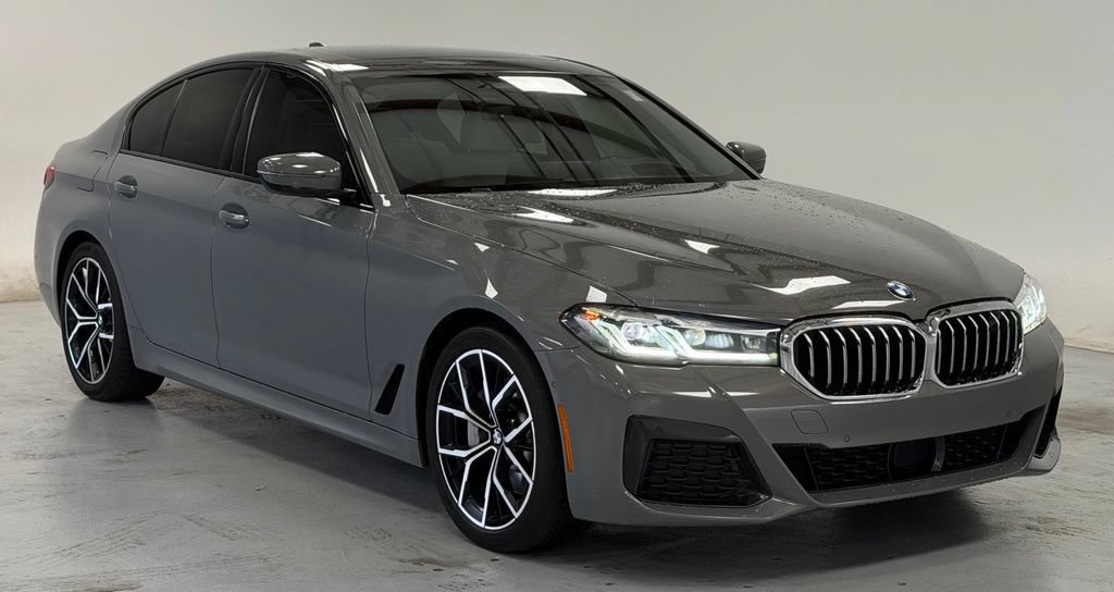 Used 2021 BMW 530i w/ Executive Package RWD image 6