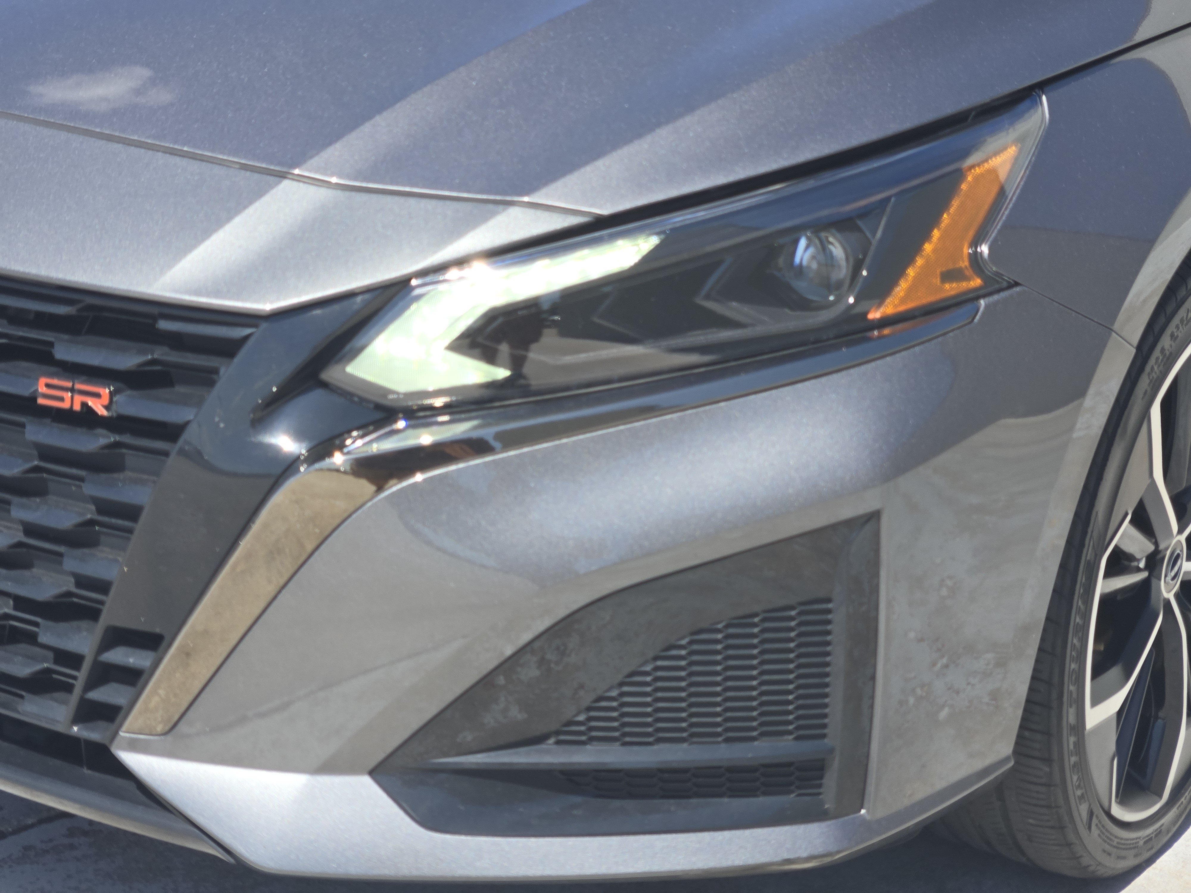 Used 2025 Nissan Altima 2.5 SR AWD/4WD image 11