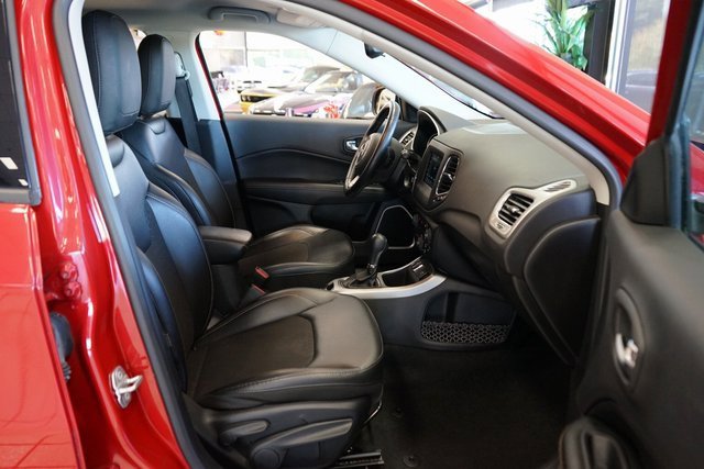 Used 2021 Jeep Compass Latitude image 38