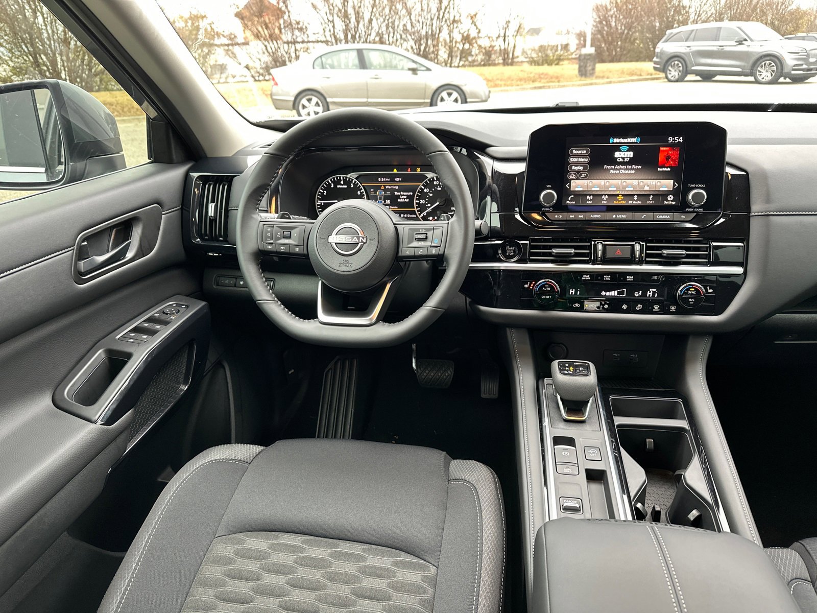 New 2025 Nissan Pathfinder SV w/ SV Premium Package image 25