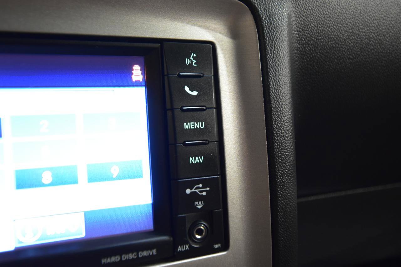 Used 2012 Dodge Challenger SRT8 image 26