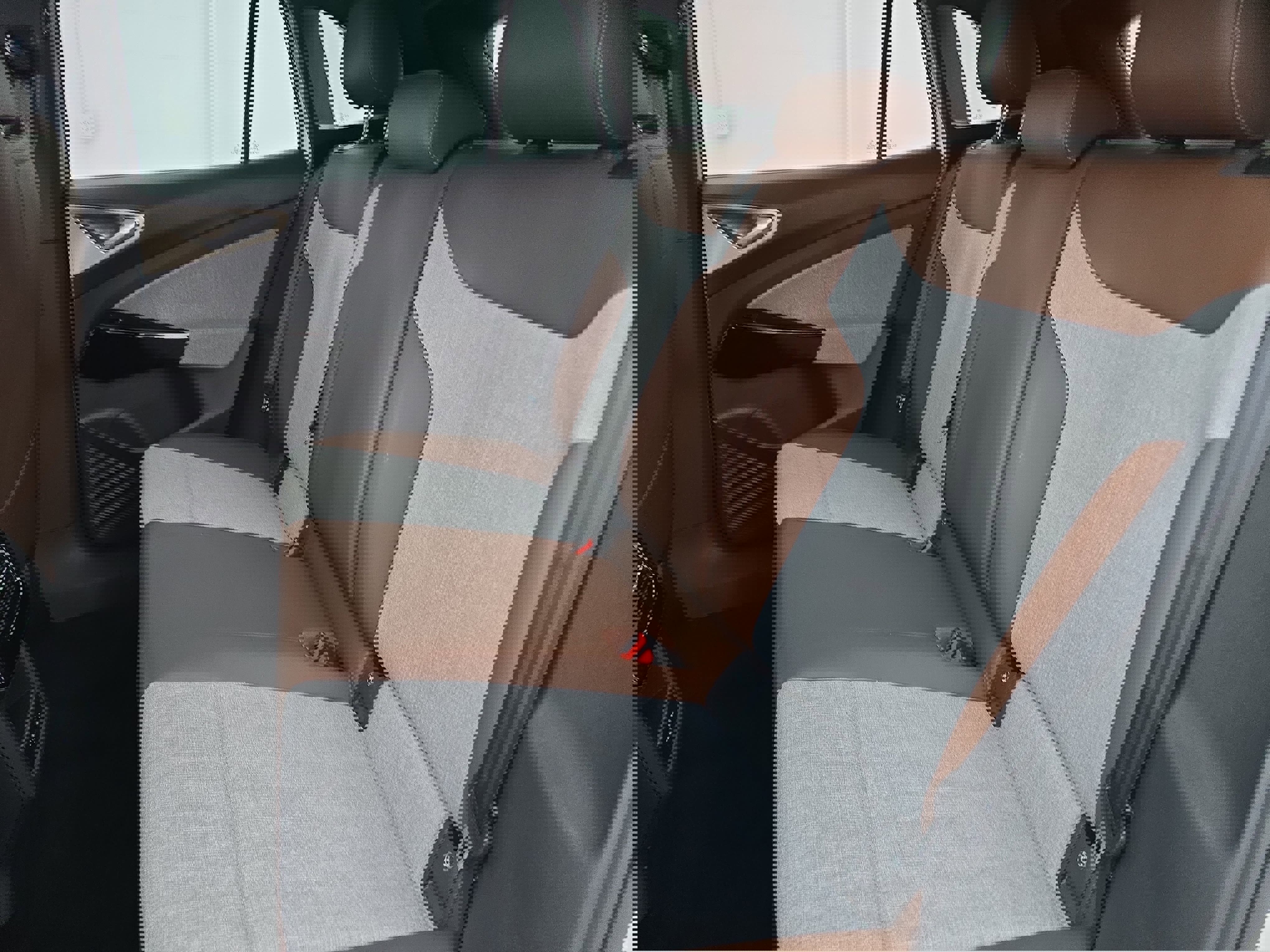 Used 2024 Volkswagen ID.4 2WD image 13