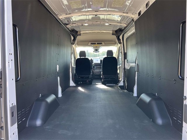 New 2026 Ford Transit 250 148 Medium Roof w/ Load Area Protection Package image 7