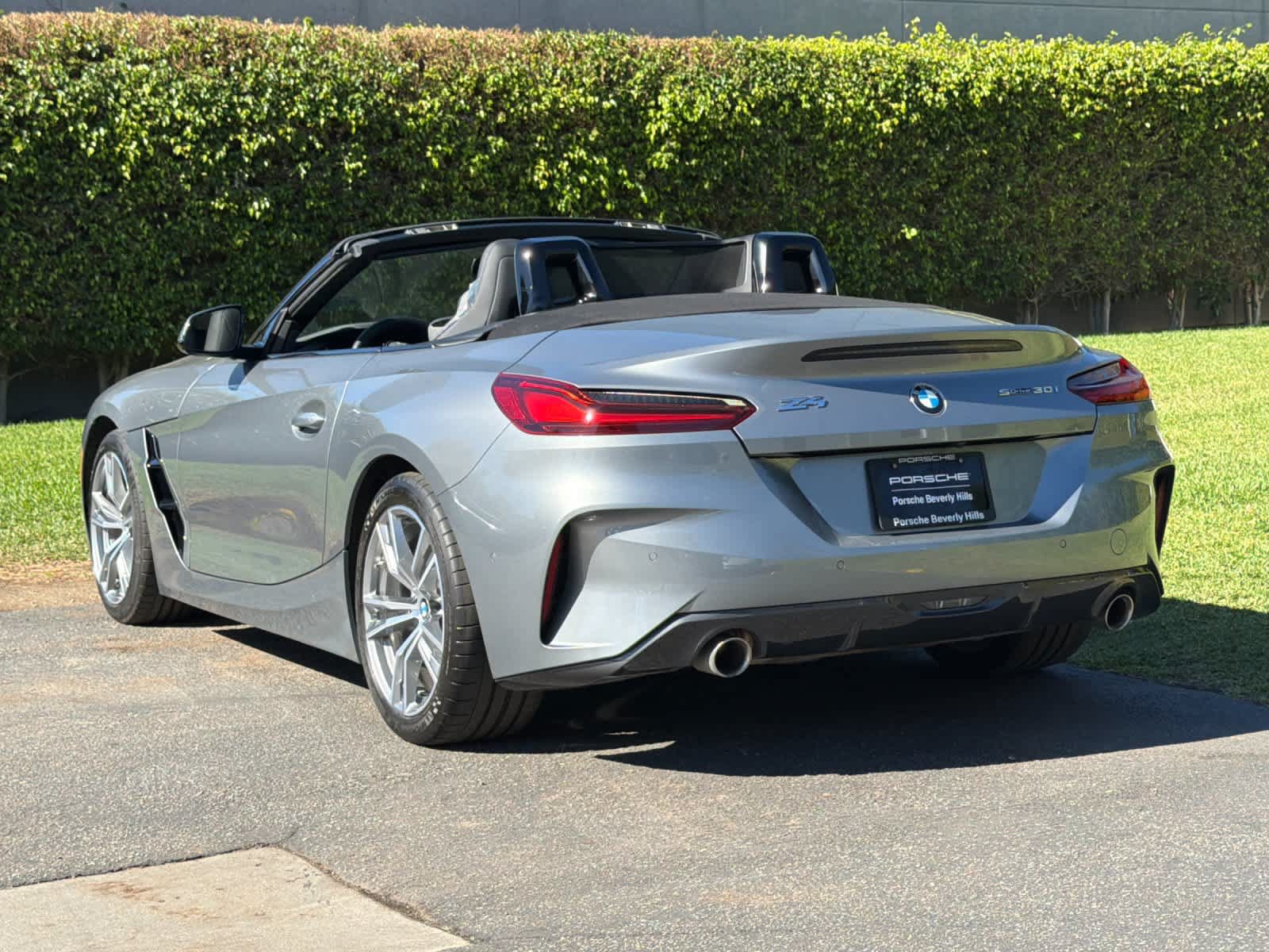 Used 2026 BMW Z4 sDrive30i RWD image 3