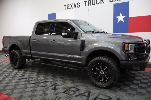 Used 2022 Ford F250 Lariat w/ Lariat Ultimate Package AWD/4WD image 9