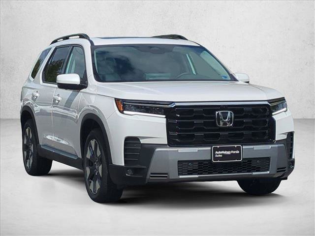 New 2026 Honda Pilot Touring image 7