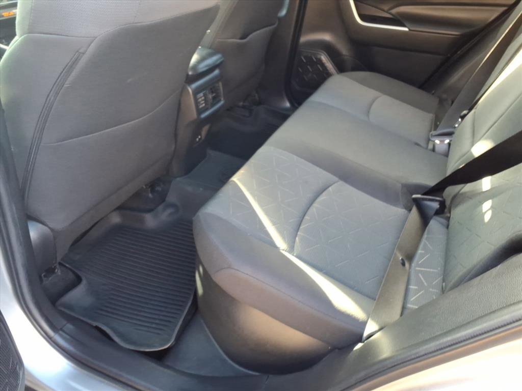 Used 2021 Toyota RAV4 XLE image 9