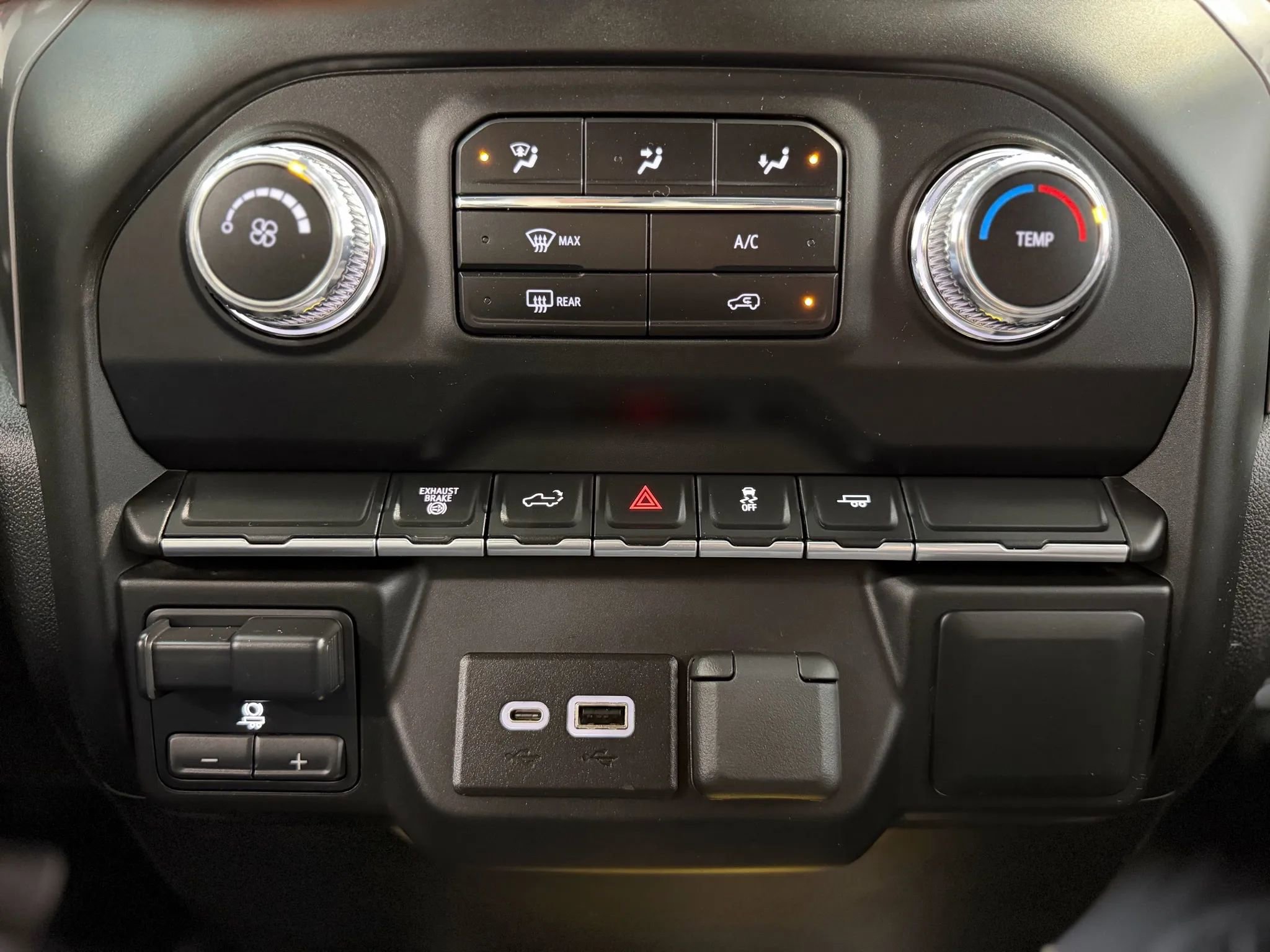 Used 2022 GMC Sierra 3500 Pro w/ Convenience Package image 22