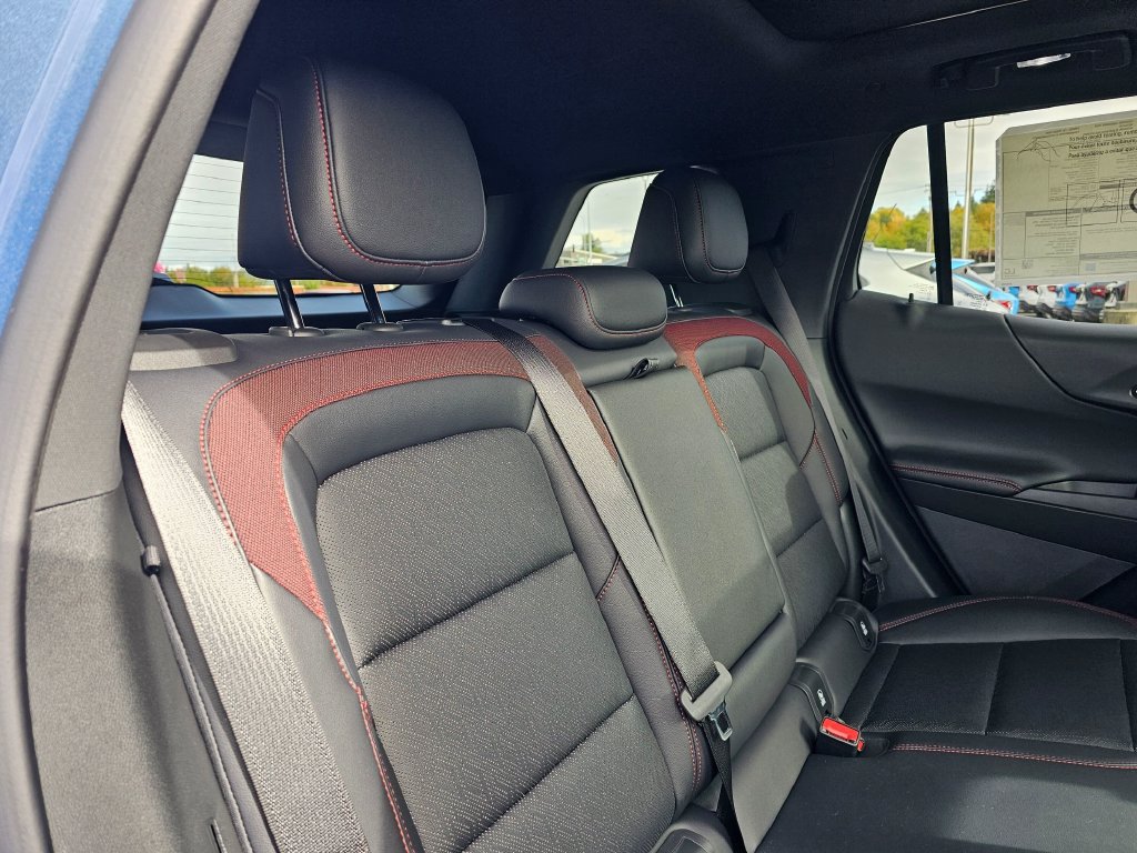 New 2027 Chevrolet Equinox RS w/ Safety and Technology Package AWD/4WD image 13