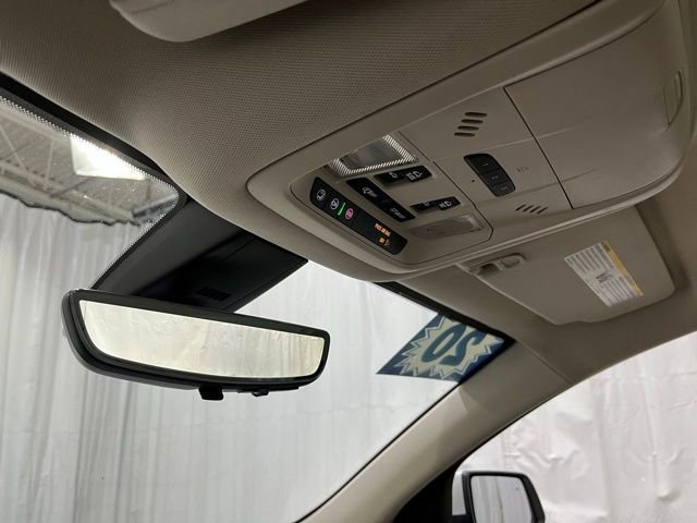 Used 2020 GMC Acadia Denali w/ Denali Ultimate Package AWD/4WD image 25