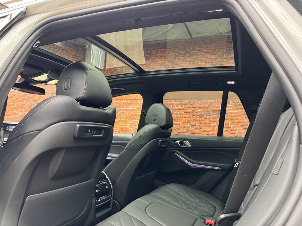Certified 2023 BMW X5 xDrive40i w/ Premium Package AWD/4WD image 3