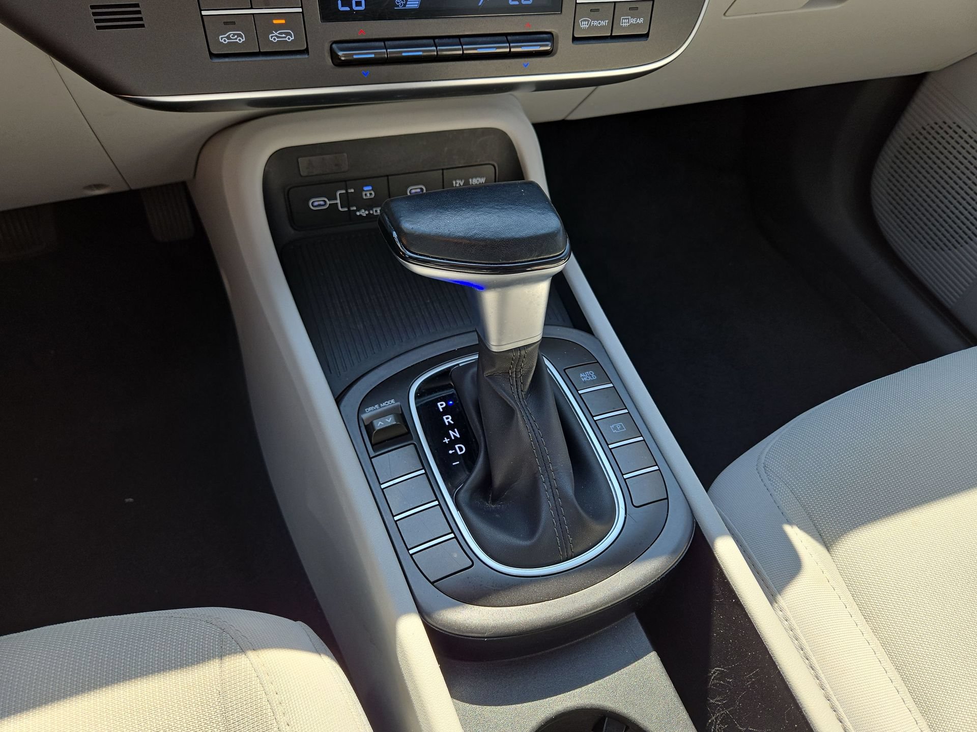 Used 2025 Hyundai Kona SEL FWD image 22
