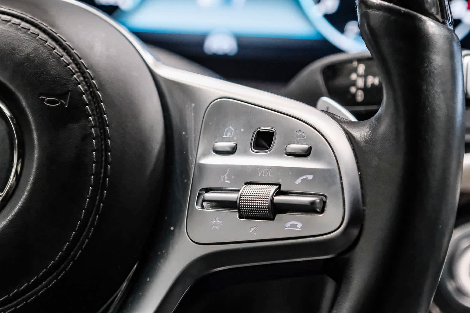 Used 2018 Mercedes-Benz S 560 Sedan image 16