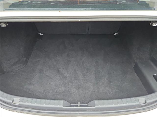 Used 2020 MAZDA MAZDA3 Sedan w/ Select Package image 6
